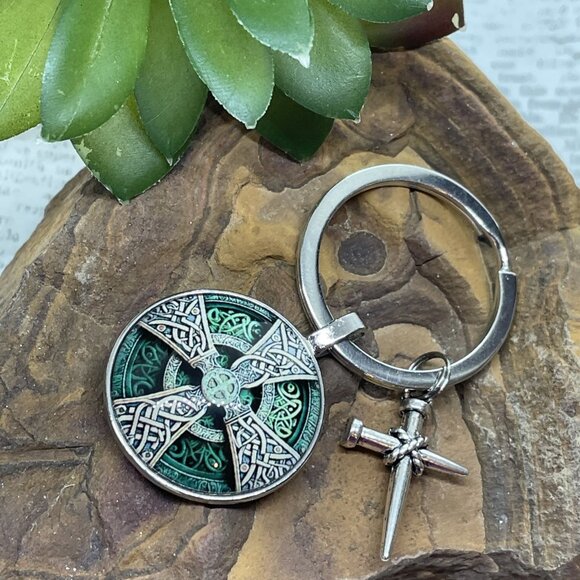 Irish Scottish Celtic Green Lucky Keychain Key ring Keyring Gift wedding CROSS - Picture 6 of 14
